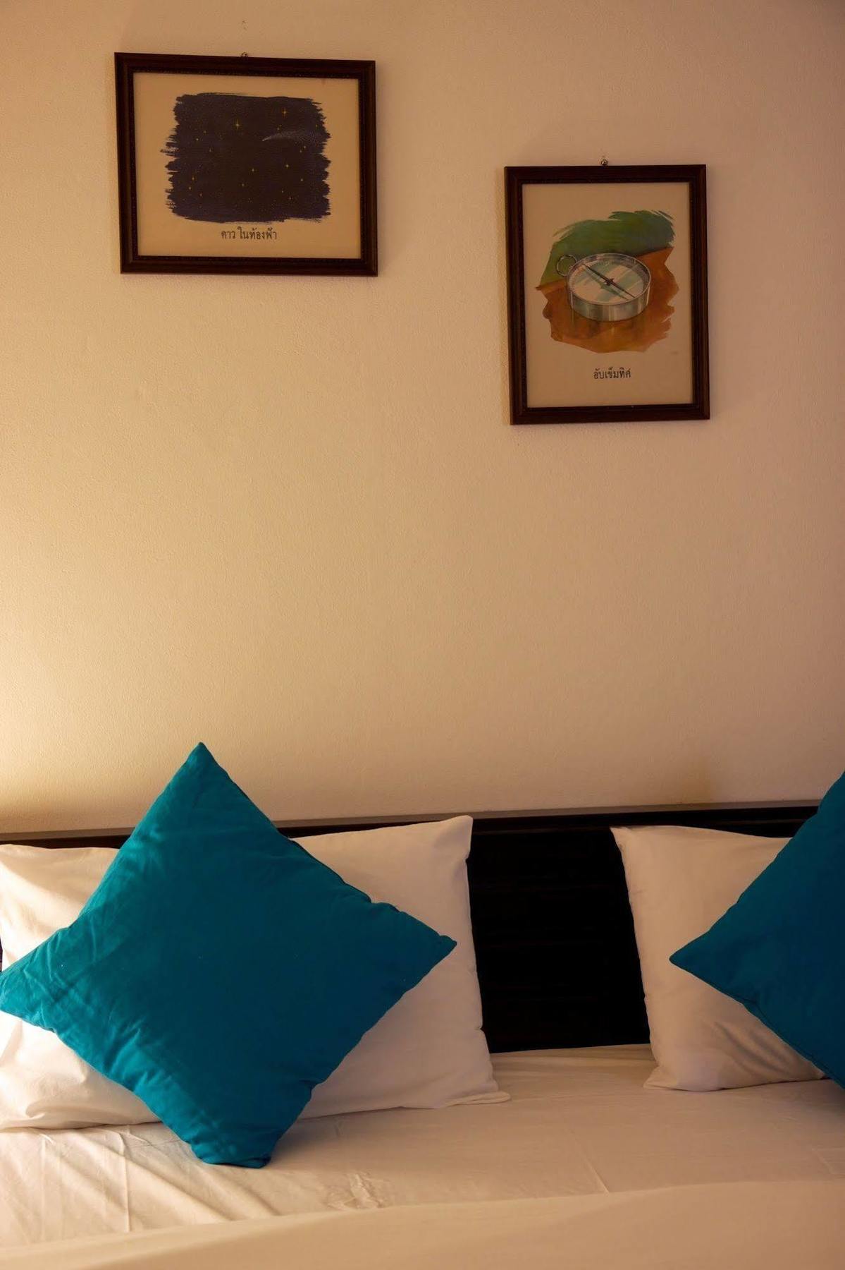 Charn Residence Bang Saen Bagian luar foto