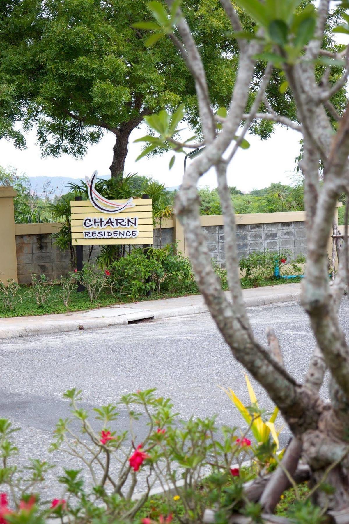 Charn Residence Bang Saen Bagian luar foto